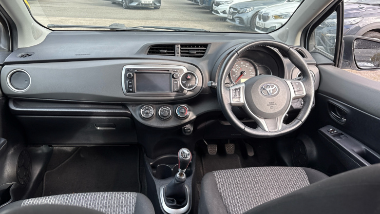 Toyota Yaris 1.0 VVT-i TR 5dr Petrol Hatchback